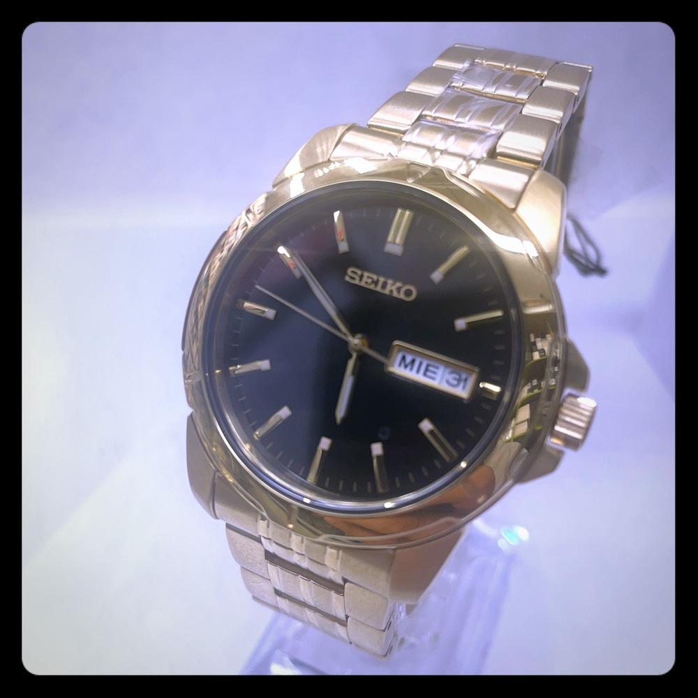New Seiko Gold Stainless Steel Men’ s Watch